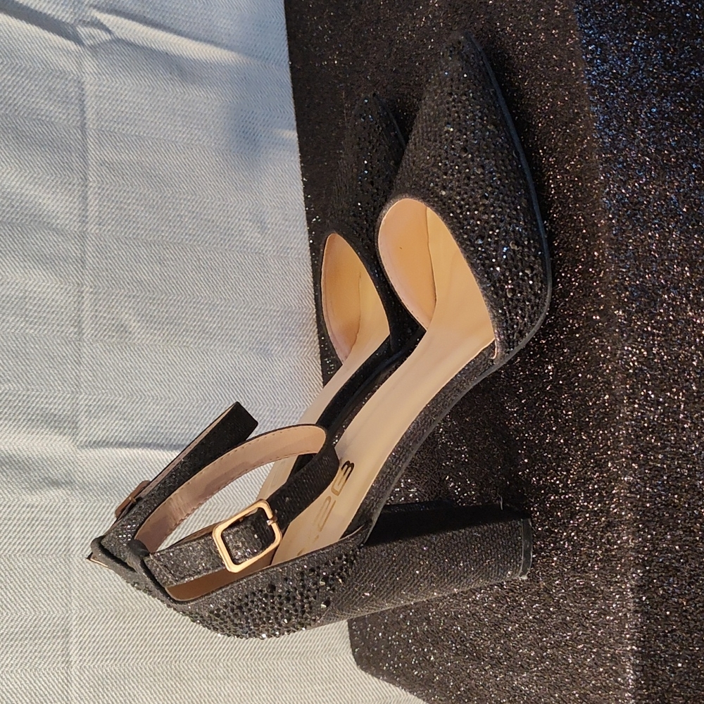 X2B Shoes - Picture 2 of 6